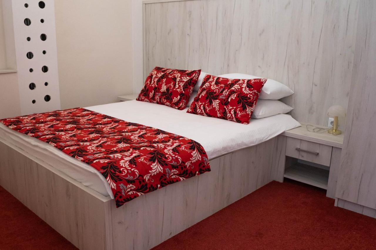 Apartmani I Sobe Centar Бугойно Экстерьер фото